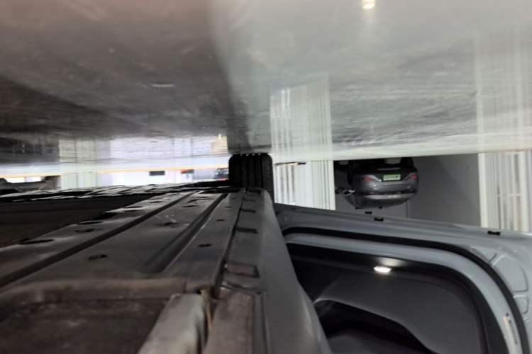 Used BYD Qin L 2025 DM-i Smart Drive 120KM Superior Model Left Side Sill