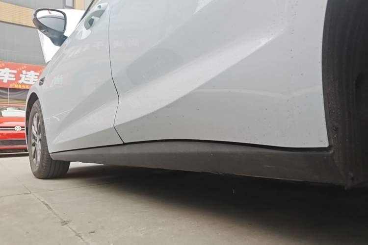 Used BYD Qin L 2025 DM-i Smart Drive 80KM Leading Model Left Side Sill