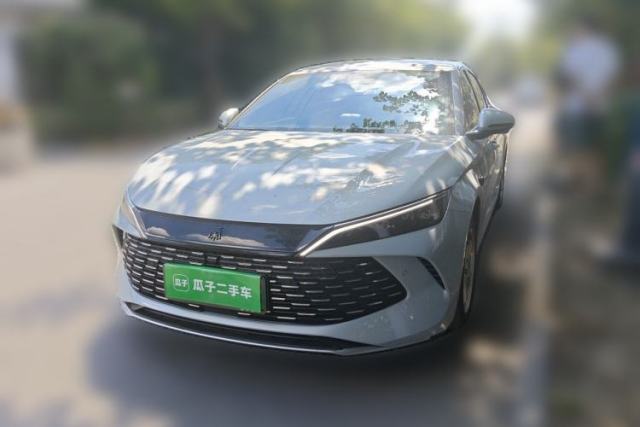 Ojetý BYD Qin L 2025 DM-i Smart Drive 80KM Leading Model