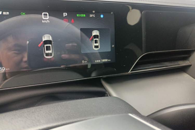 Used BYD Qin L 2025 EV 470KM Leading Edition Odometer Close Up