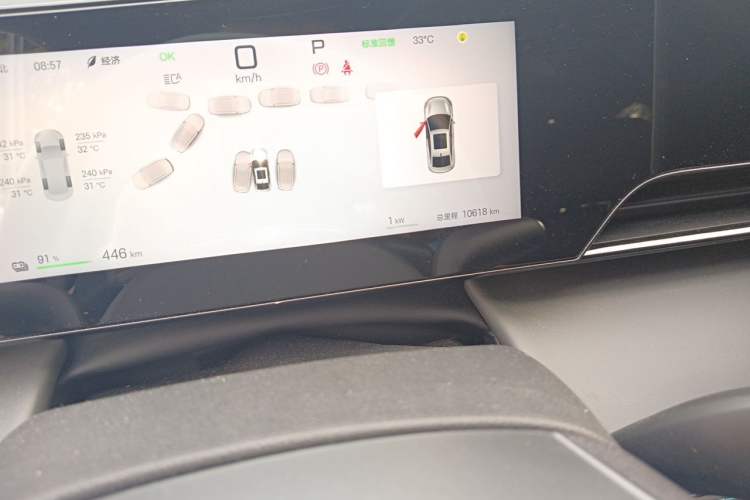 Used BYD Qin L 2025 EV 545KM Beyond Version Odometer Close Up