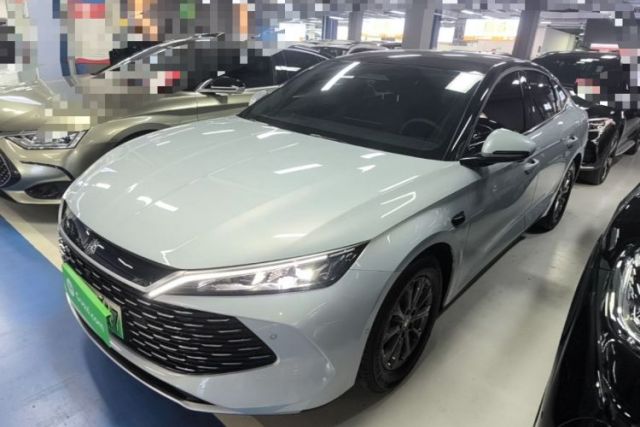 Used BYD Qin L 2025 DM-i Smart Drive 80KM Leading Model