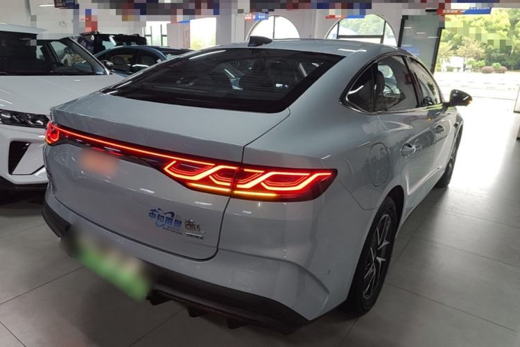 Used BYD Qin L 2025 DM-i Smart Drive 120KM Superior Model Rear Right 45 Deg