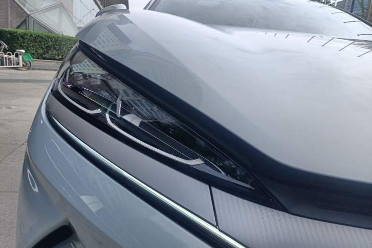 Used BYD Qin L 2025 EV 470KM Leading Edition Right Front Headlight