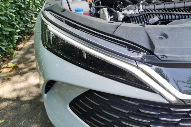 Used BYD Qin L 2025 DM-i Smart Drive 80KM Leading Model Right Front Headlight