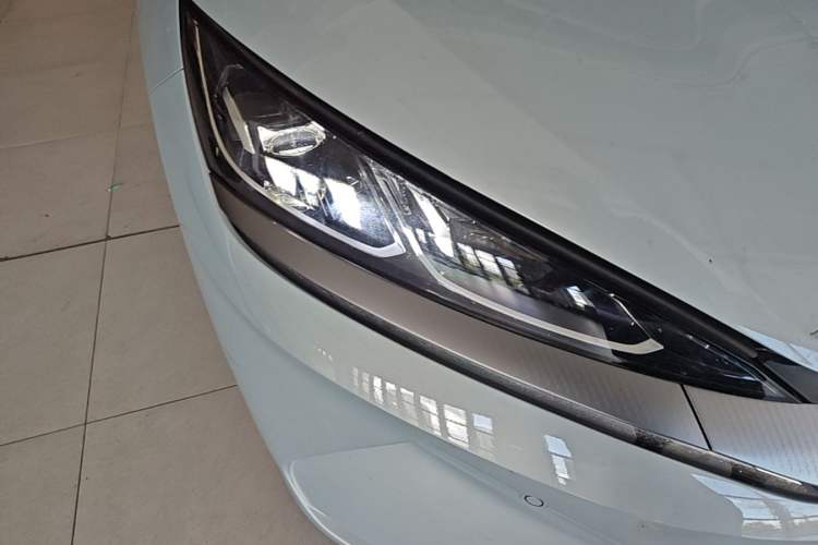 Used BYD Qin L 2025 EV 470KM Leading Edition Right Front Headlight