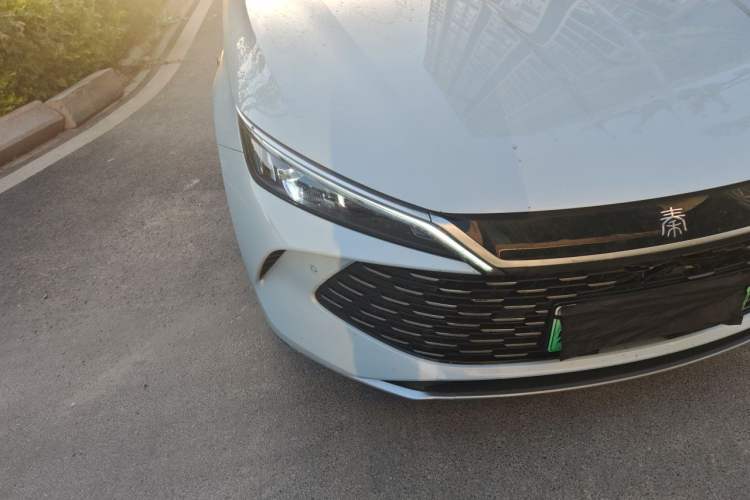 Used BYD Qin L 2025 DM-i Smart Drive 80KM Leading Model Right Front Headlight