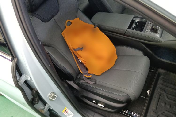 Used BYD Qin L 2025 DM-i Smart Drive 120KM Superior Model Right Front Seat