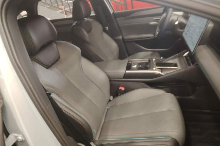 Used BYD Qin L 2025 EV 545KM Excellence Edition Right Front Seat