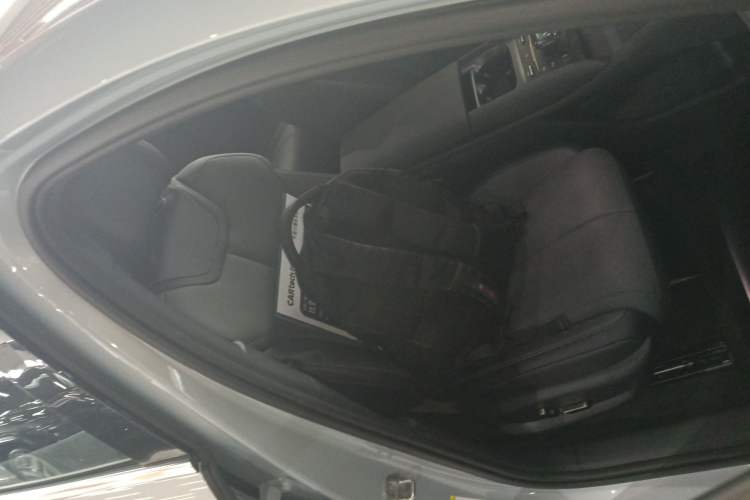 Used BYD Qin L 2025 DM-i Smart Drive 120KM Superior Model Right Front Seat