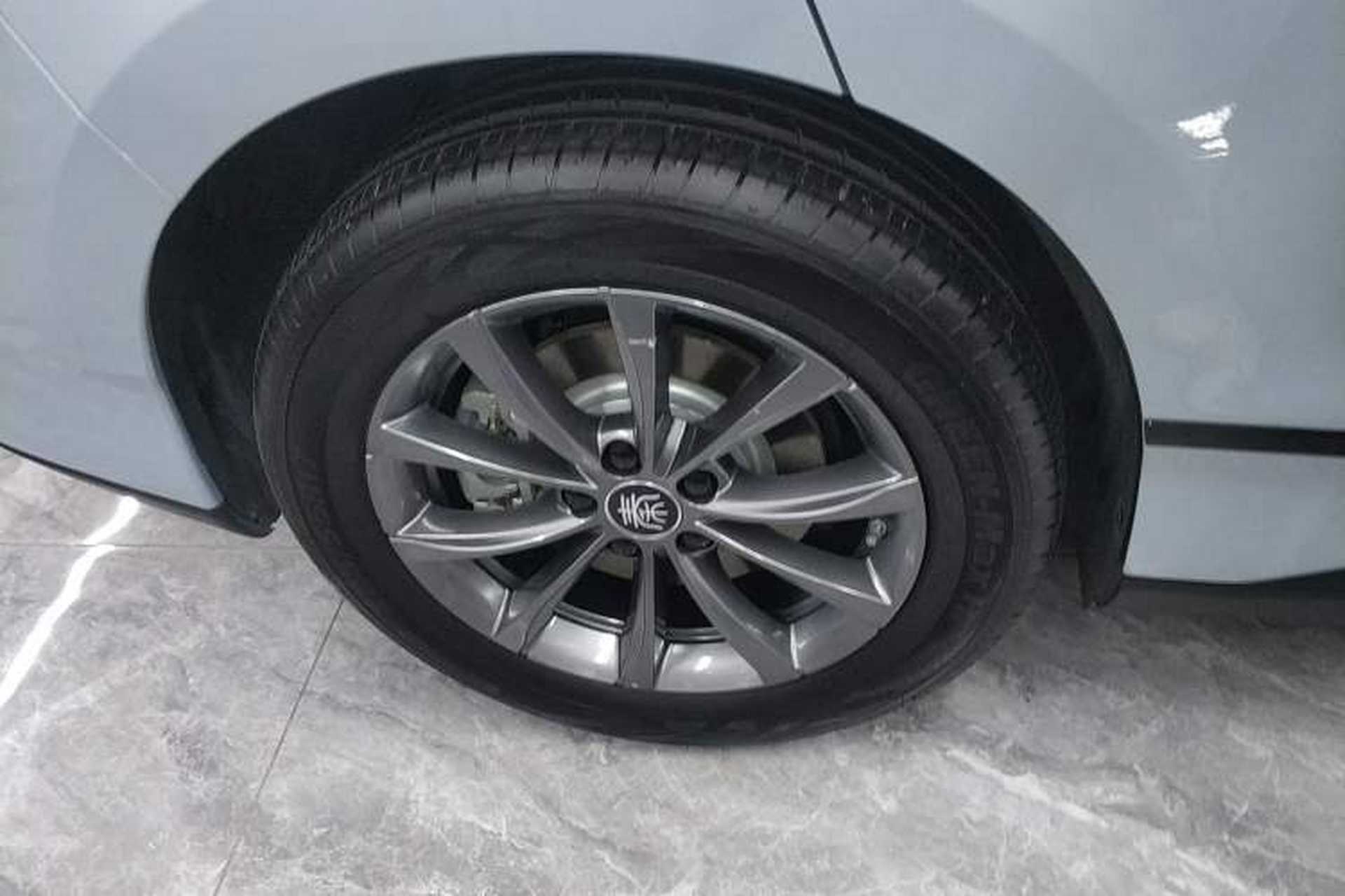 Used BYD Qin L 2025 EV 545KM Beyond Version Right Rear Wheel Hub