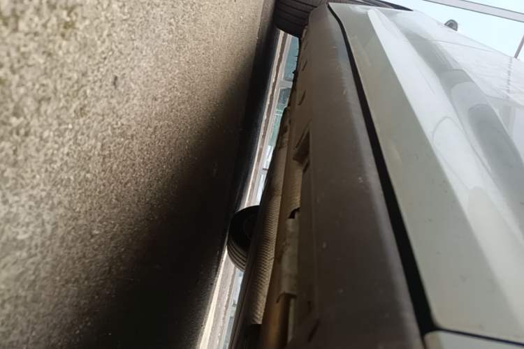 Used BYD Qin L 2025 DM-i Smart Drive 120KM Superior Model Right Side Sill