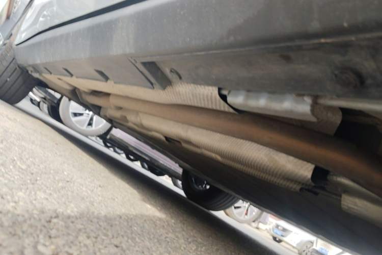 Used BYD Qin L 2025 DM-i Smart Drive 120KM Excellence Model Right Side Sill