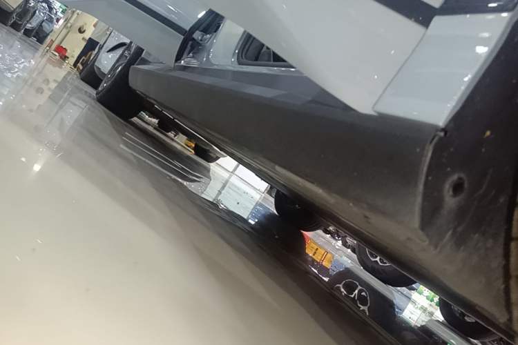Used BYD Qin L 2025 EV 545KM Beyond Version Right Side Sill