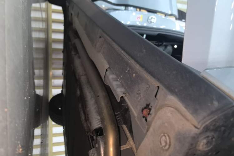 Used BYD Qin L 2025 DM-i Smart Drive 120KM Excellence Model Right Side Sill