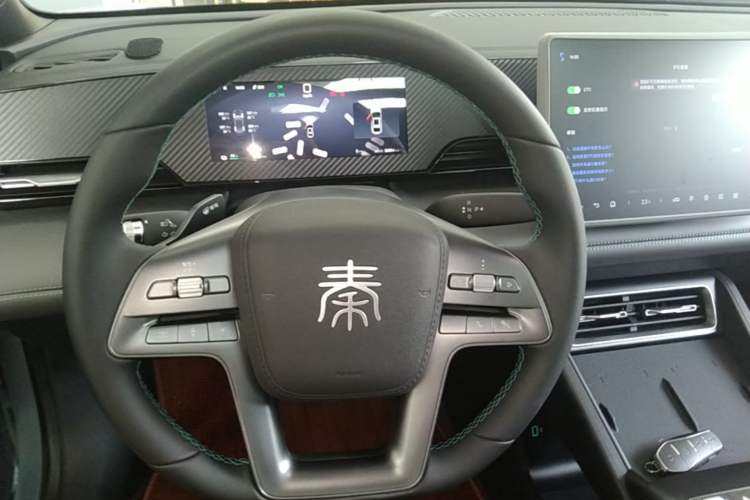 Used BYD Qin L 2025 EV 470KM Leading Edition Steering Wheel