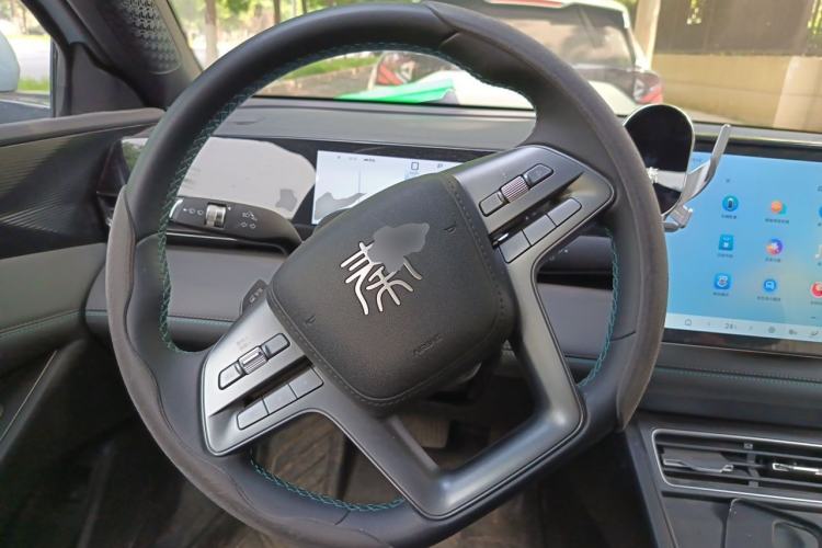 Used BYD Qin L 2025 EV 470KM Leading Edition Steering Wheel