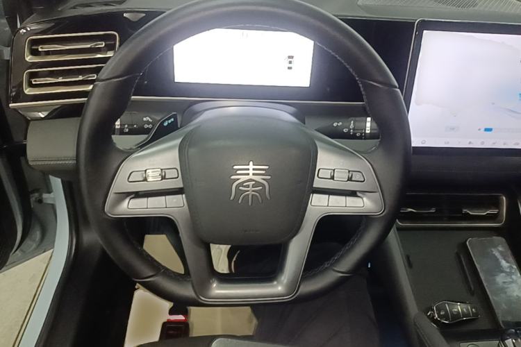 Used BYD Qin L 2025 DM-i Smart Drive 80KM Superior Model Steering Wheel