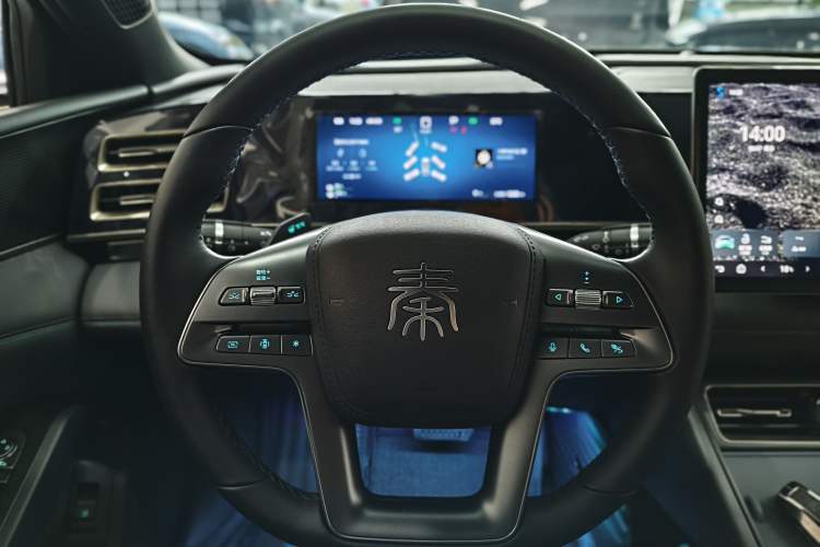 Used BYD Qin L 2025 DM-i Smart Drive 80KM Leading Model Steering Wheel