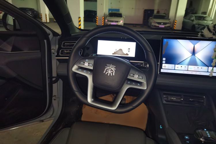 Used BYD Qin L 2025 DM-i Smart Drive 80KM Leading Model Steering Wheel