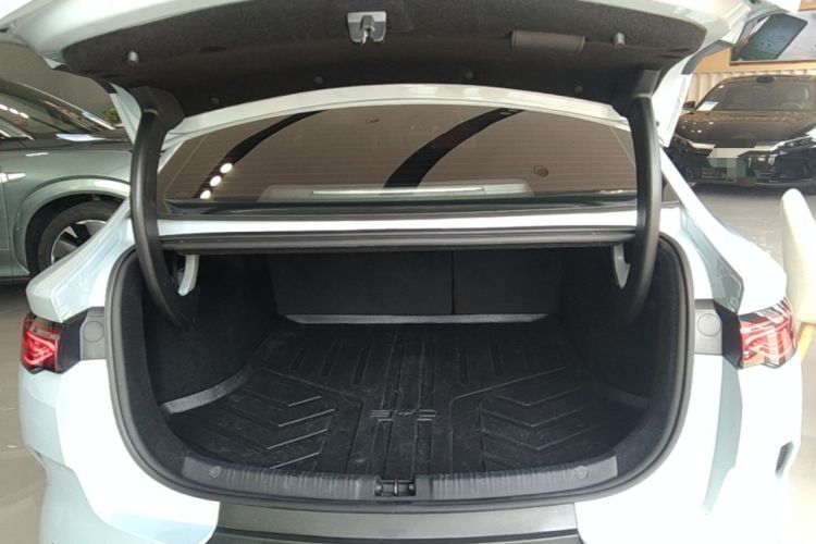 Used BYD Qin L 2025 EV 470KM Leading Edition Trunk