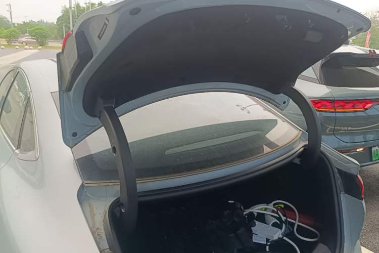 Used BYD Qin L 2025 DM-i Smart Drive 120KM Superior Model Trunk