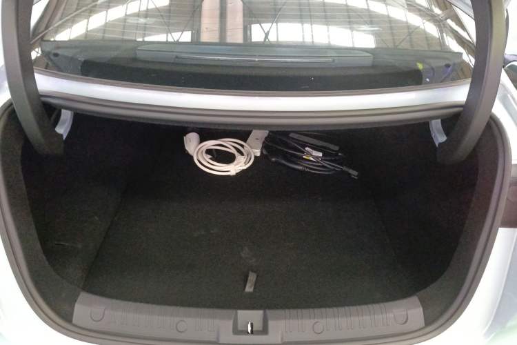 Used BYD Qin L 2025 DM-i Smart Drive 120KM Superior Model Trunk