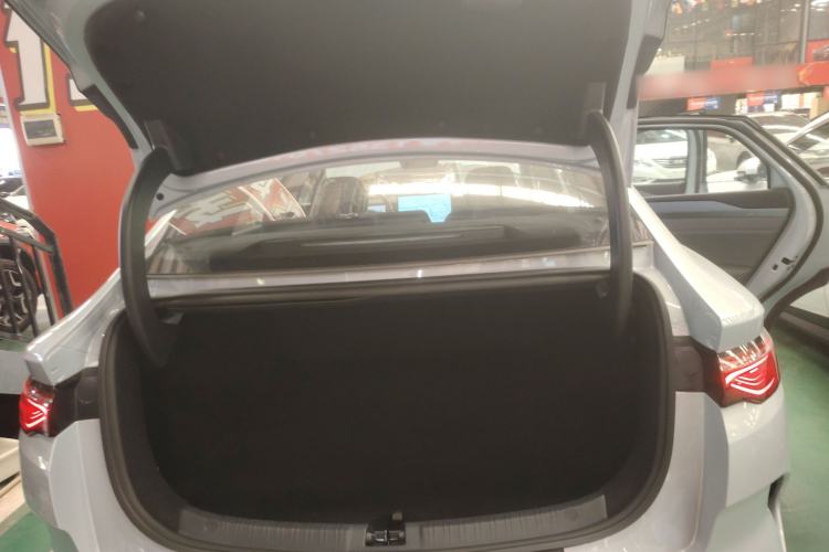 Used BYD Qin L 2025 EV 545KM Excellence Edition Trunk