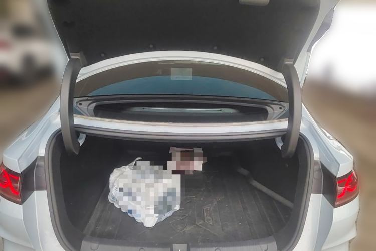 Used BYD Qin L 2025 DM-i Smart Drive 120KM Leading Model Trunk