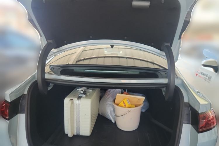 Used BYD Qin L 2025 DM-i Smart Drive 120KM Excellence Model Trunk