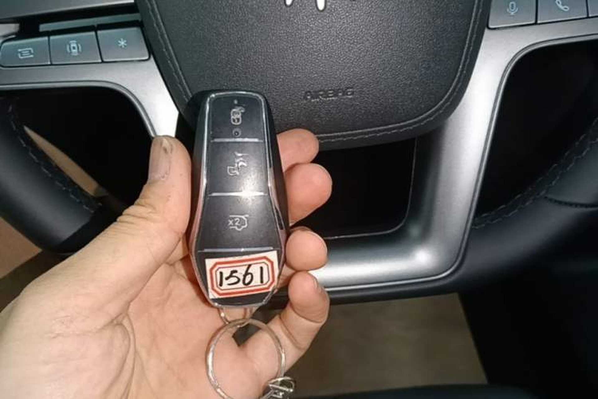 Used BYD Qin L 2025 DM-i Smart Drive 120KM Superior Model Vehicle Key