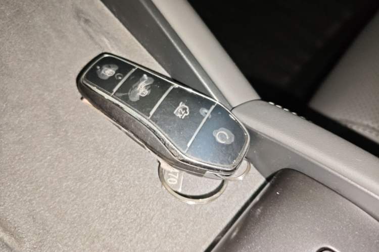 Used BYD Qin L 2025 DM-i Smart Drive 120KM Superior Model Vehicle Key