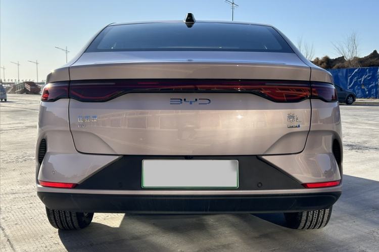 Used BYD Qin L 2025 EV 545KM Cloud Suspension Edition Exterior 4