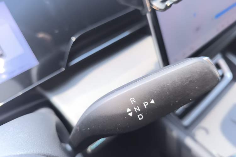 Used BYD Qin L 2025 EV 545KM Beyond Version Gear Lever