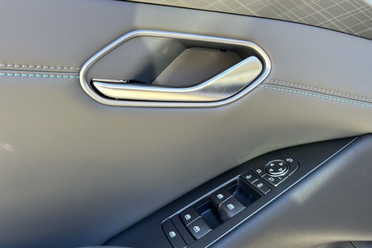 Used BYD Qin L 2025 EV 545KM Cloud Suspension Edition Interior 12