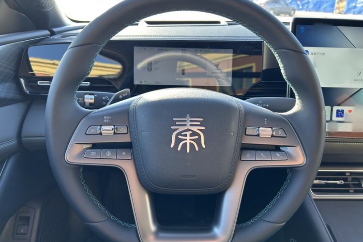 Used BYD Qin L 2025 EV 545KM Cloud Suspension Edition Interior 5