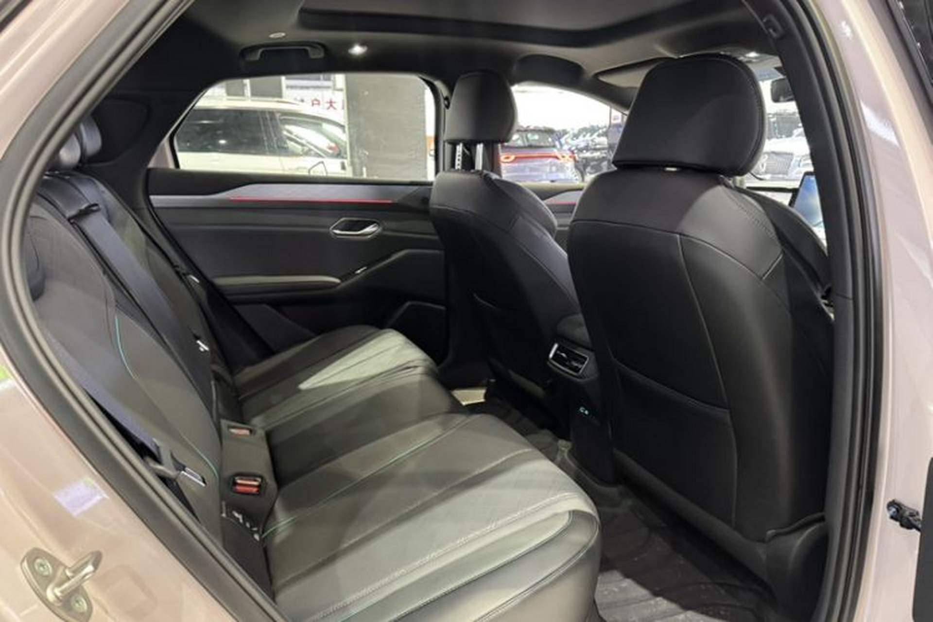 Used BYD Qin L 2025 EV 545KM Cloud Suspension Edition Interior 6