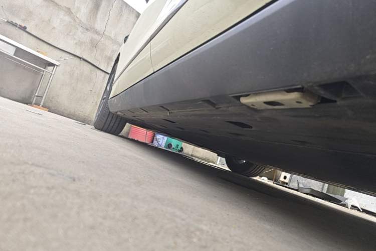 Used BYD Qin L 2025 EV 545KM Beyond Version Left Side Sill
