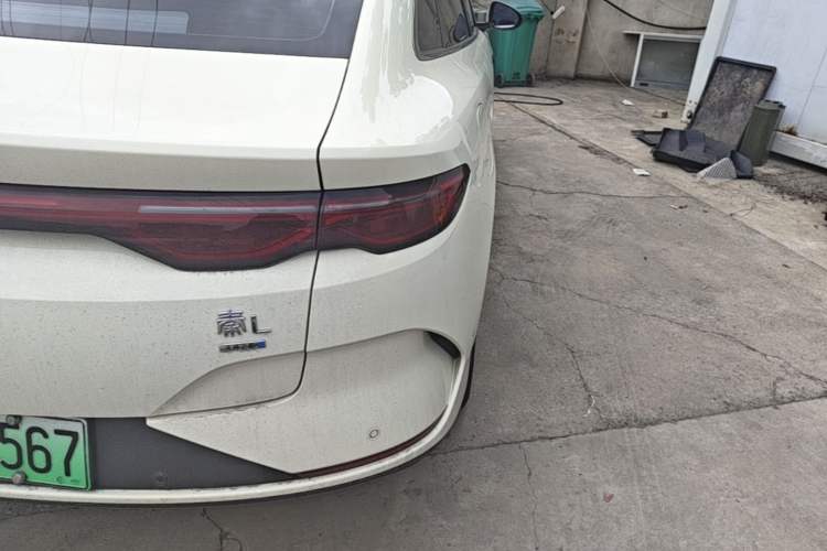 Used BYD Qin L 2025 EV 545KM Beyond Version Right Rear Taillight