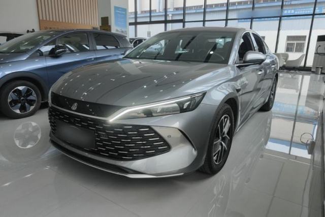Used BYD Qin L 2025 DM-i Smart Drive 120KM Superior Model