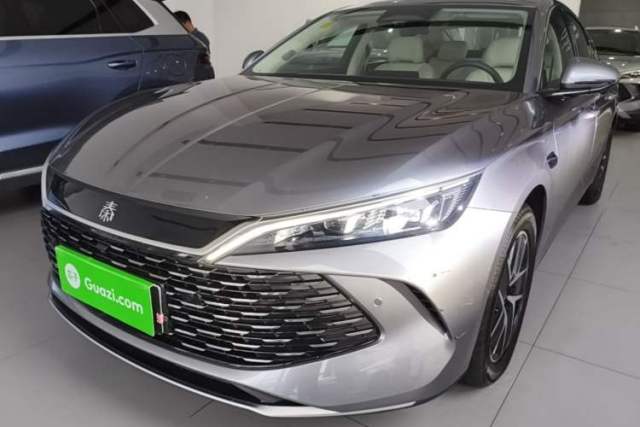BYD Qin L 2025 DM-i Smart Drive 120KM Superior Model مستعملة