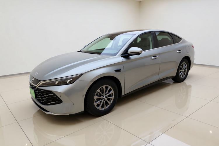 BYD Qin L 2025 DM-i Smart Drive 80KM Leading Model