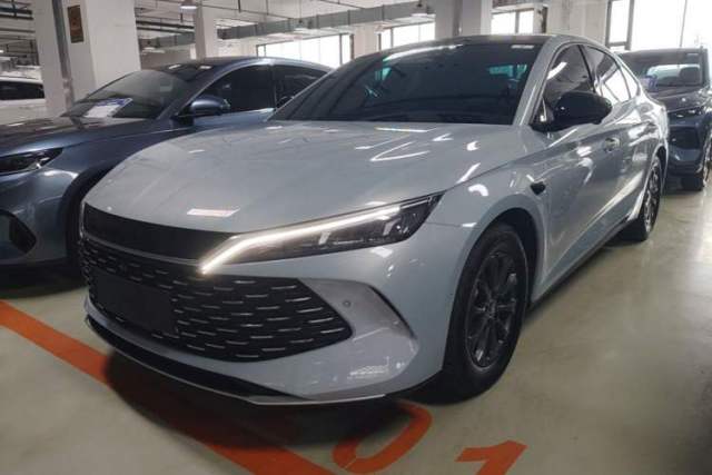 Used BYD Qin L 2025 DM-i Smart Drive 80KM Leading Model