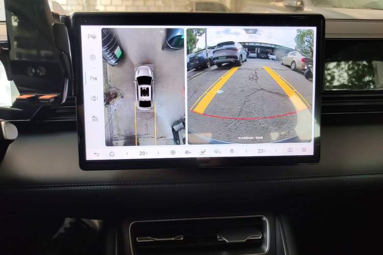 Used BYD Qin L 2025 EV 545KM Beyond Version Audio And AC Panel