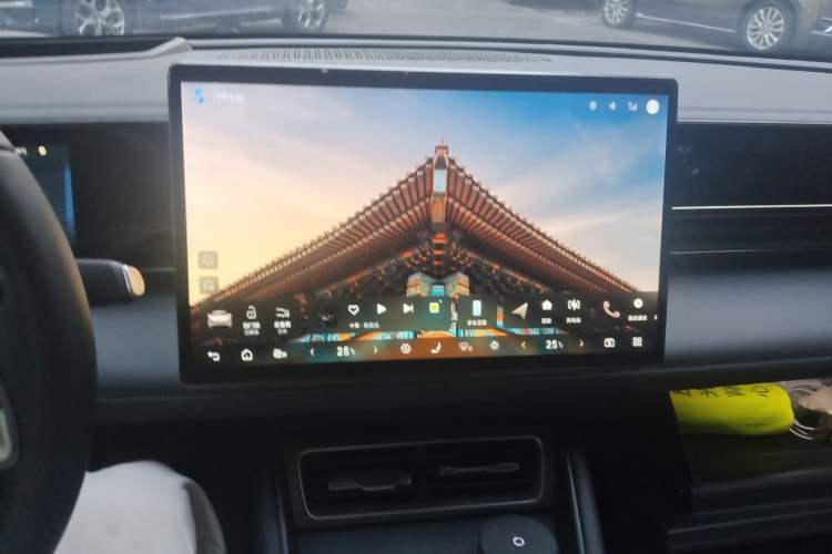 Used BYD Qin L 2025 EV 545KM Excellence Edition Audio And AC Panel