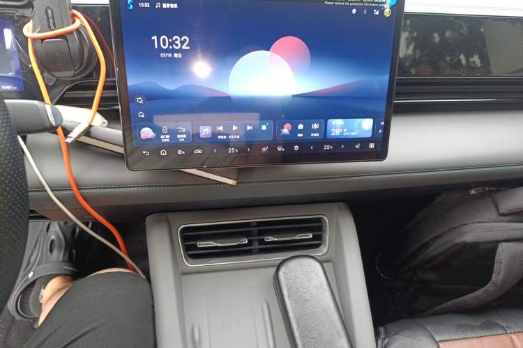 Used BYD Qin L 2025 EV 545KM Beyond Version Audio And AC Panel