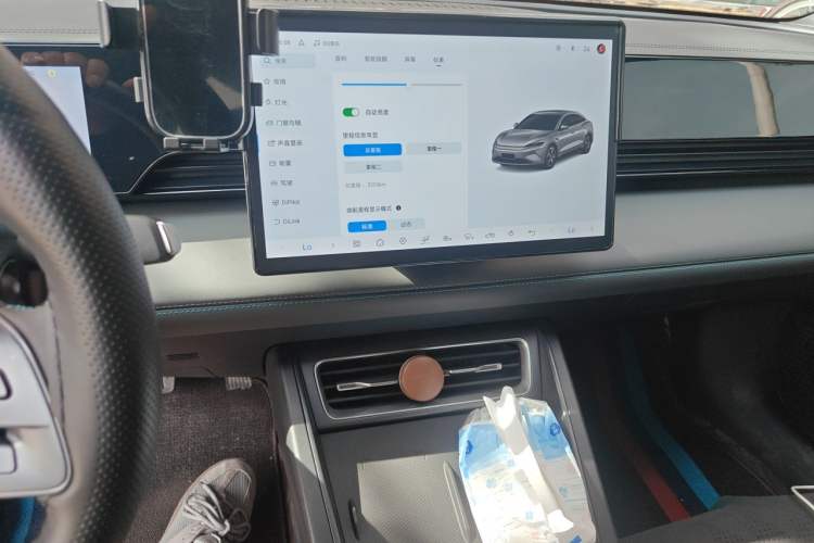 Used BYD Qin L 2025 EV 470KM Leading Edition Audio And AC Panel