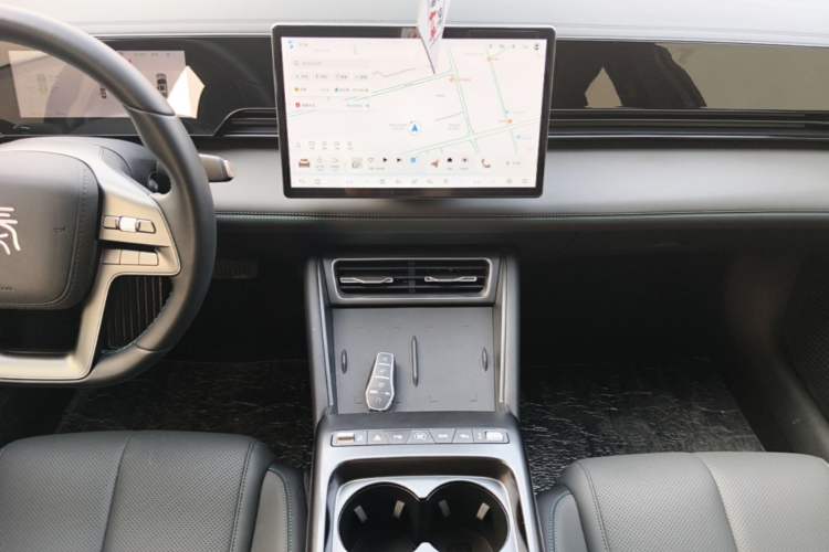 Used BYD Qin L 2025 EV 545KM Beyond Version Audio And AC Panel