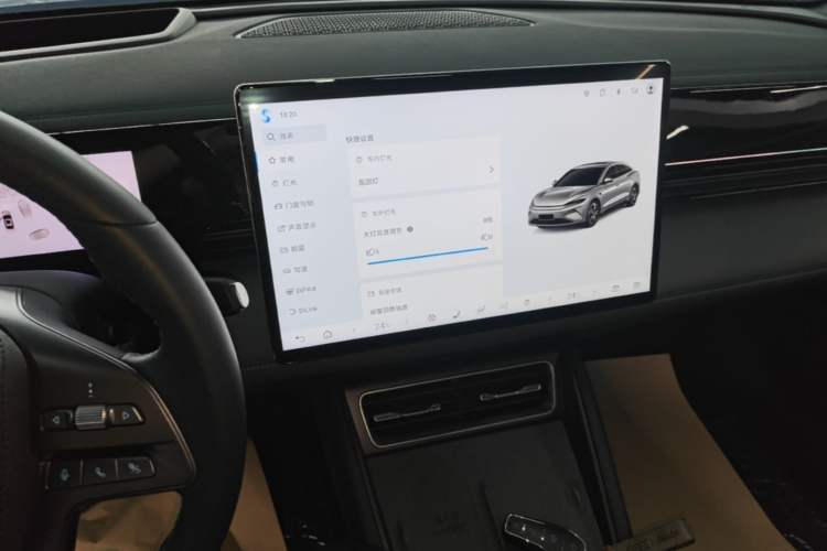Used BYD Qin L 2025 EV 545KM Excellence Edition Audio And AC Panel