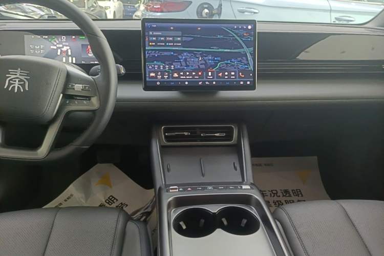 Used BYD Qin L 2025 EV 545KM Beyond Version Audio And AC Panel